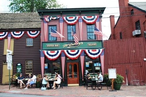 Annapolis Restaurants In The City Dock Area Dining Guide Visit Mcgarvey S Saloon
